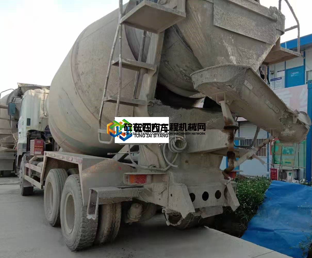 https://images.tongzsf.com/tong/truck_machine/20210508/16096549c93ad0.jpg