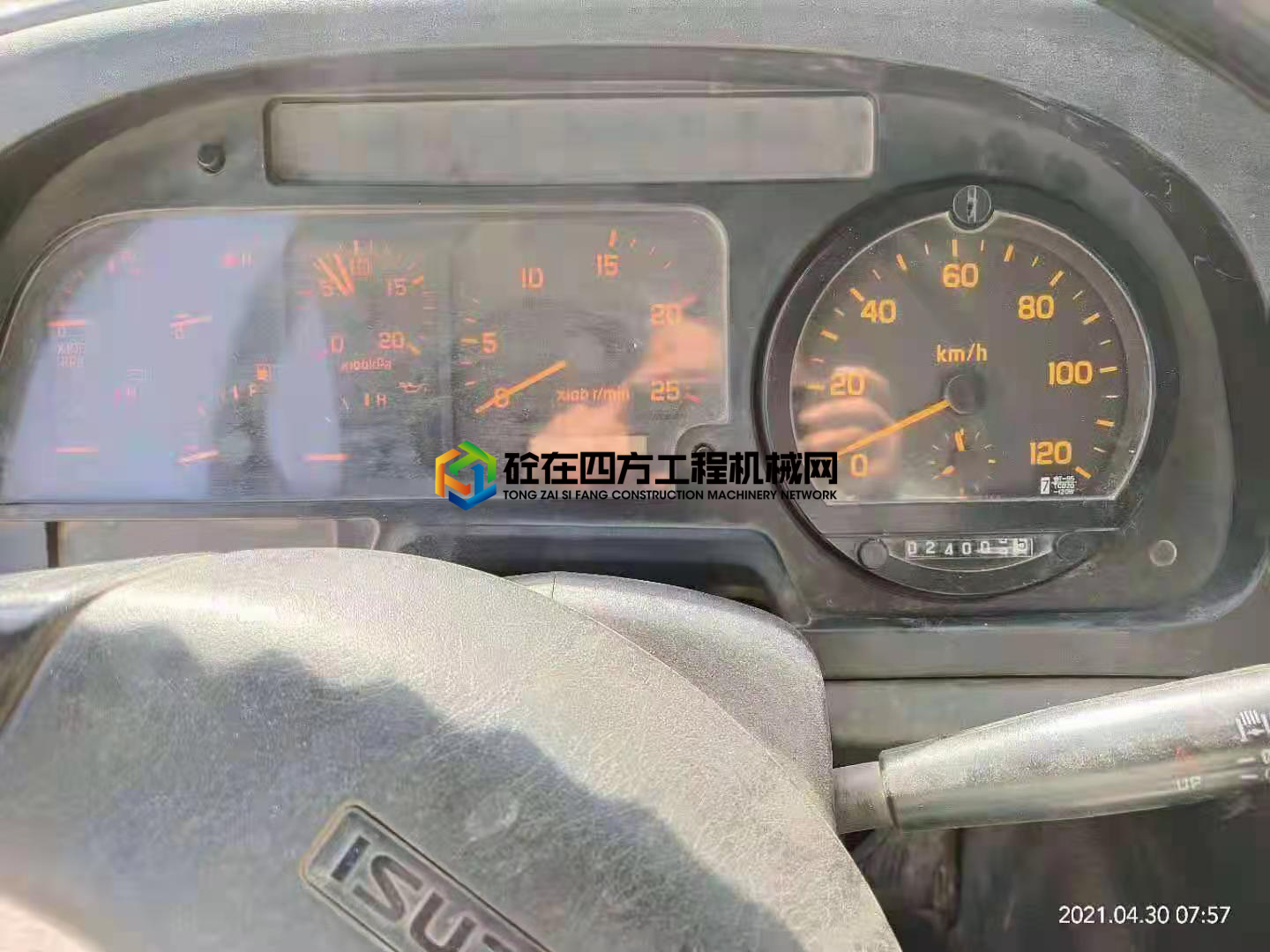 https://images.tongzsf.com/tong/truck_machine/20210510/1609892ba2247b.jpg