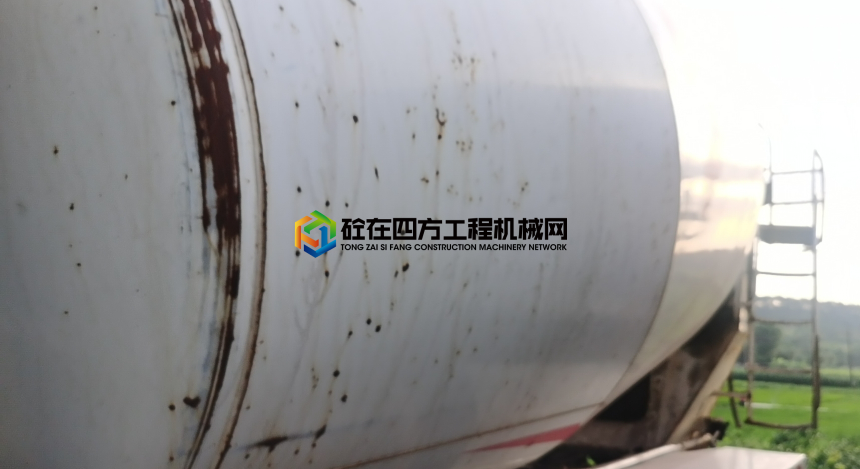 https://images.tongzsf.com/tong/truck_machine/20210510/1609893a6e9e59.jpg