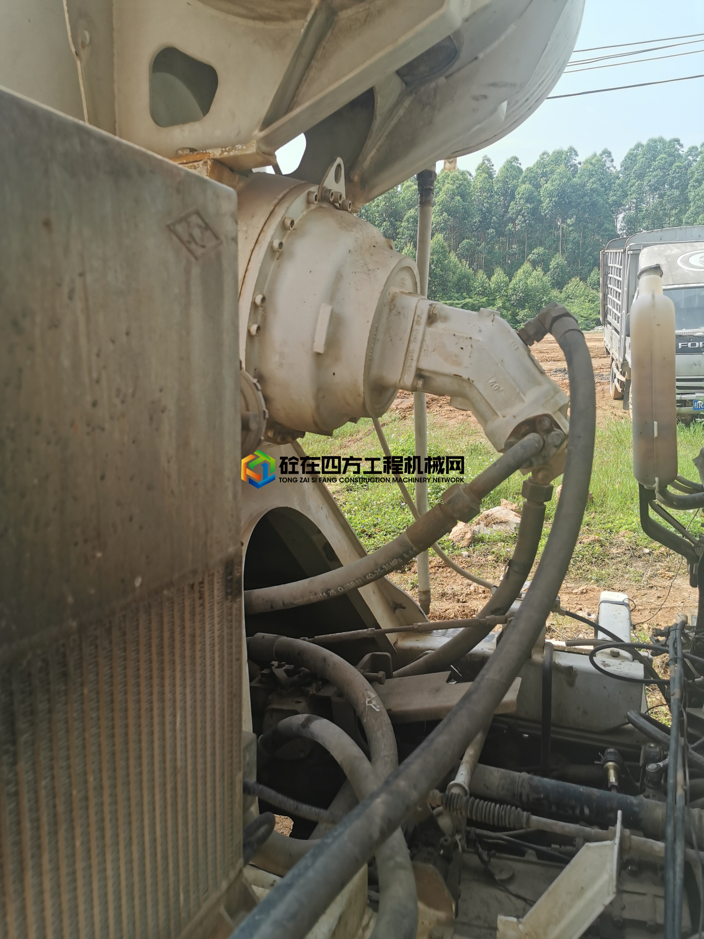https://images.tongzsf.com/tong/truck_machine/20210511/16099ee3ac7afa.jpg