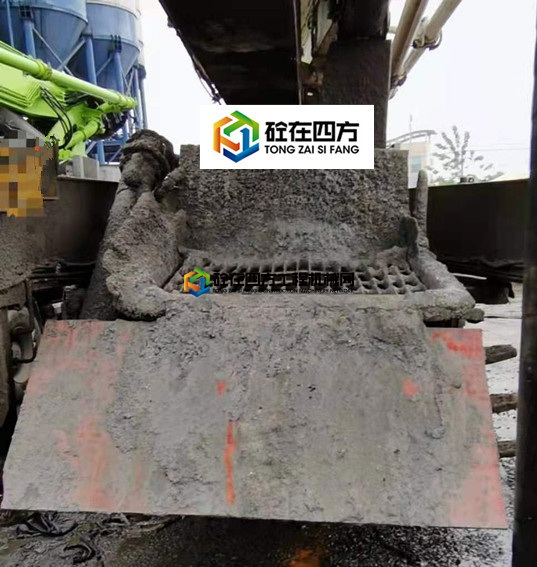 https://images.tongzsf.com/tong/truck_machine/20210511/1609a2987298d0.jpg