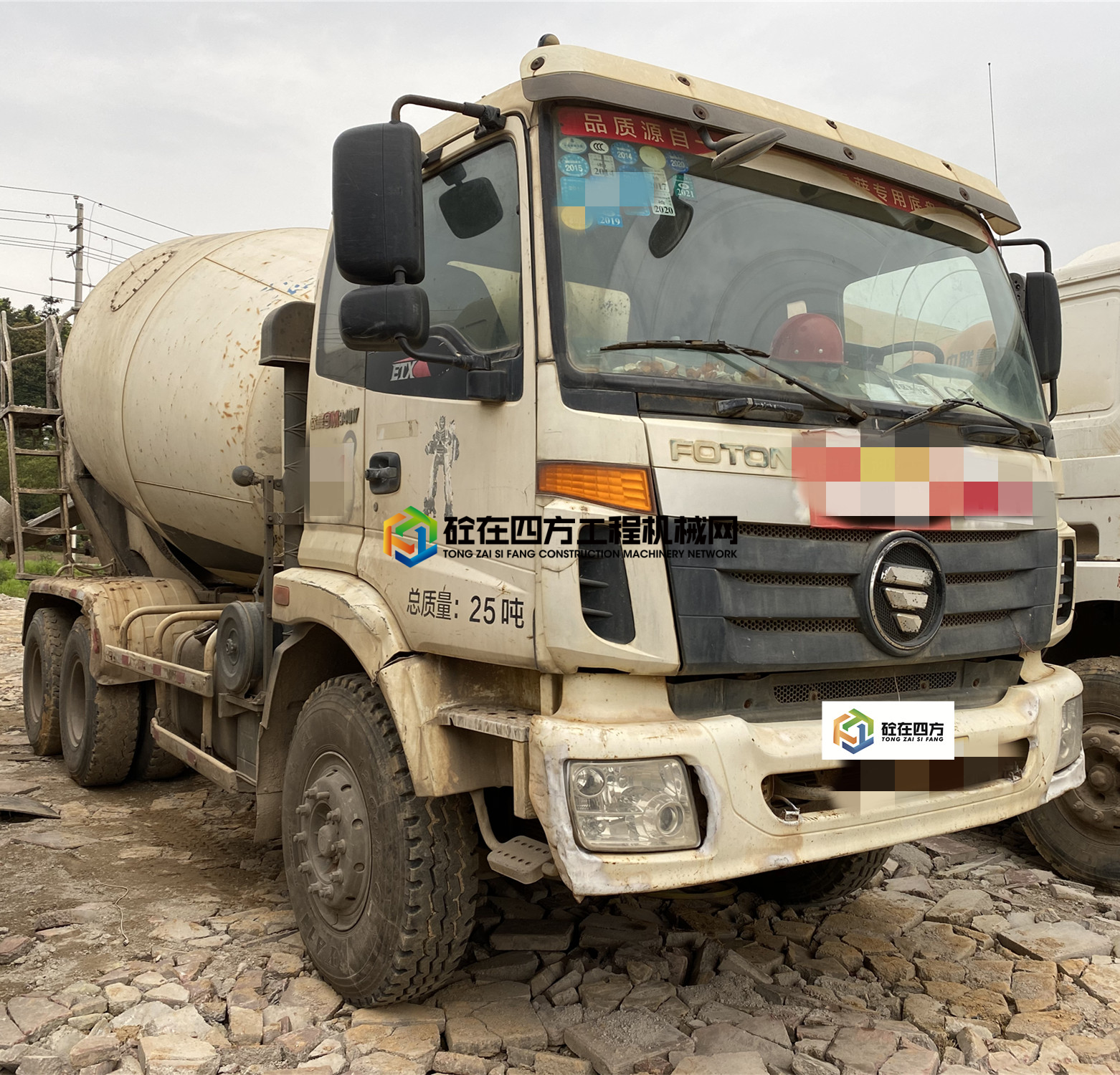 https://images.tongzsf.com/tong/truck_machine/20210511/1609a4f5cbbdb9.jpg
