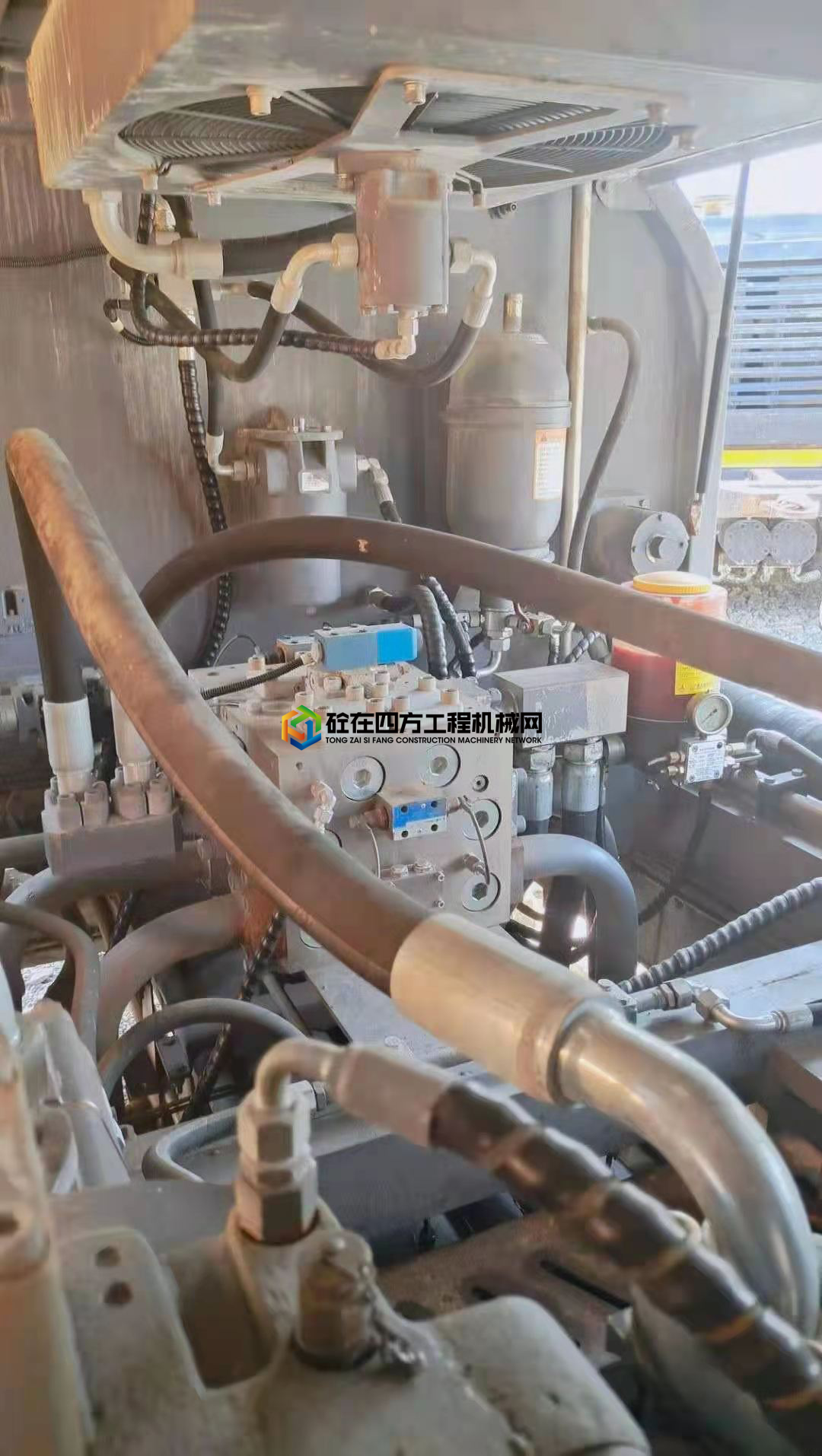https://images.tongzsf.com/tong/truck_machine/20210511/1609a50ade0005.jpg