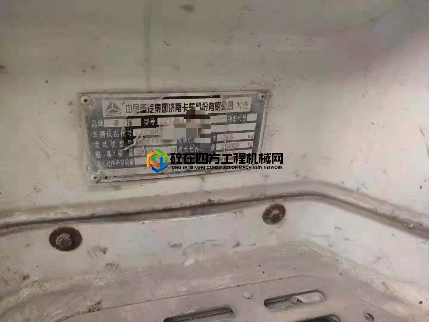 https://images.tongzsf.com/tong/truck_machine/20210513/1609cc3a91cc6a.jpg