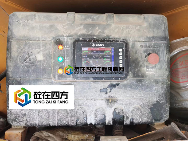 https://images.tongzsf.com/tong/truck_machine/20210513/1609cd97264c08.jpg