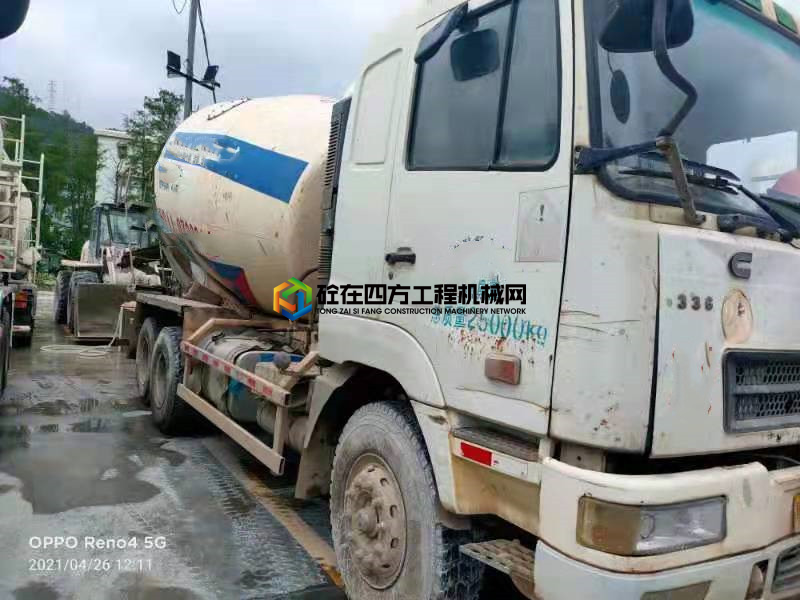 https://images.tongzsf.com/tong/truck_machine/20210513/1609cdf77a92a4.jpg