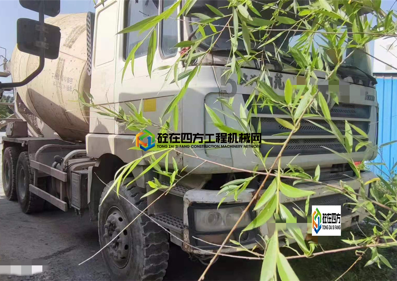 https://images.tongzsf.com/tong/truck_machine/20210513/1609cf16d4ba4e.jpg