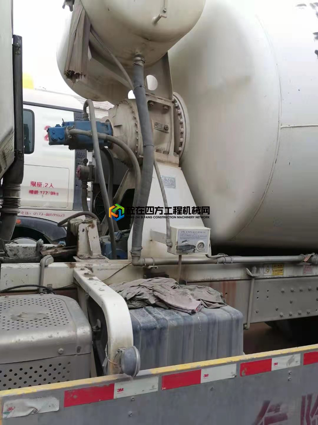 https://images.tongzsf.com/tong/truck_machine/20210514/1609deaf92bd70.jpg