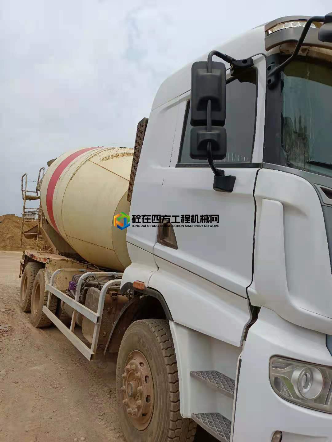 https://images.tongzsf.com/tong/truck_machine/20210514/1609e1ba18b2f8.jpg