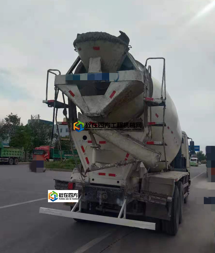 https://images.tongzsf.com/tong/truck_machine/20210515/1609f2db9cbbd8.jpg