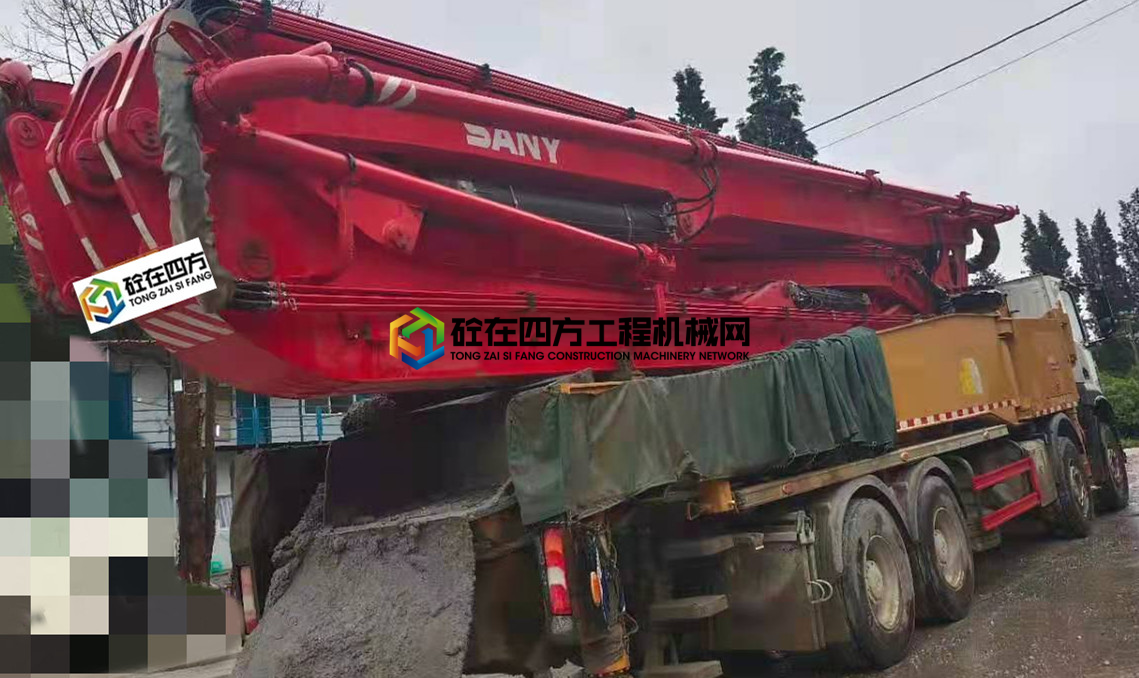 https://images.tongzsf.com/tong/truck_machine/20210515/1609f8f8e72b52.jpg