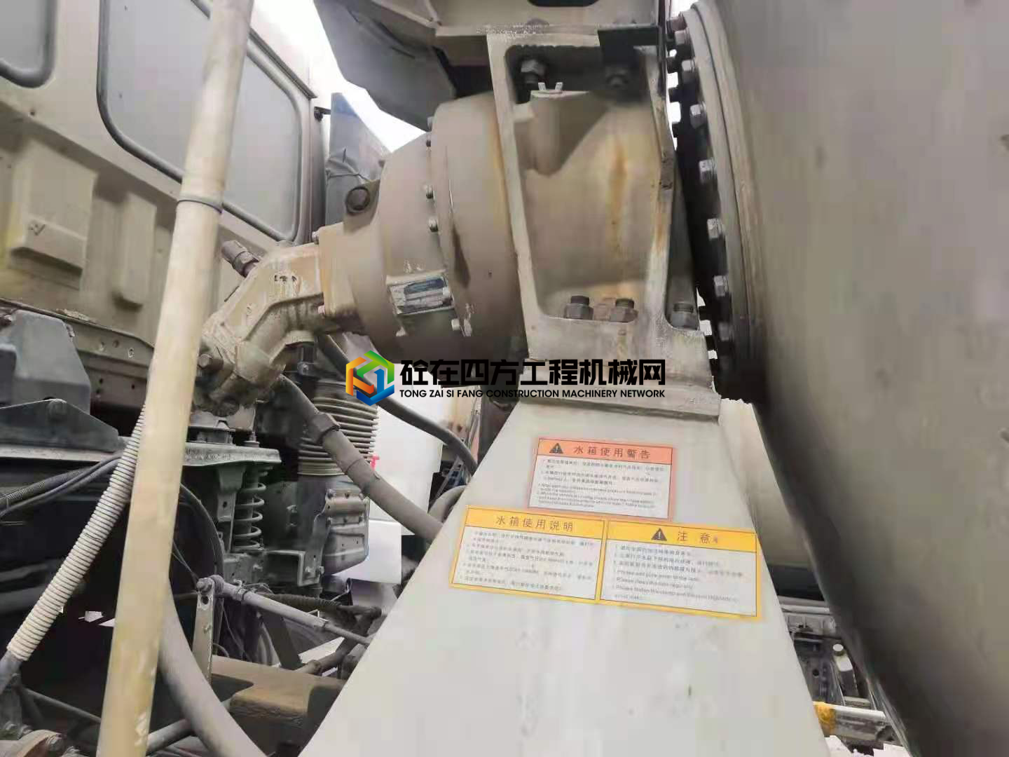 https://images.tongzsf.com/tong/truck_machine/20210515/1609fed88a722f.jpg