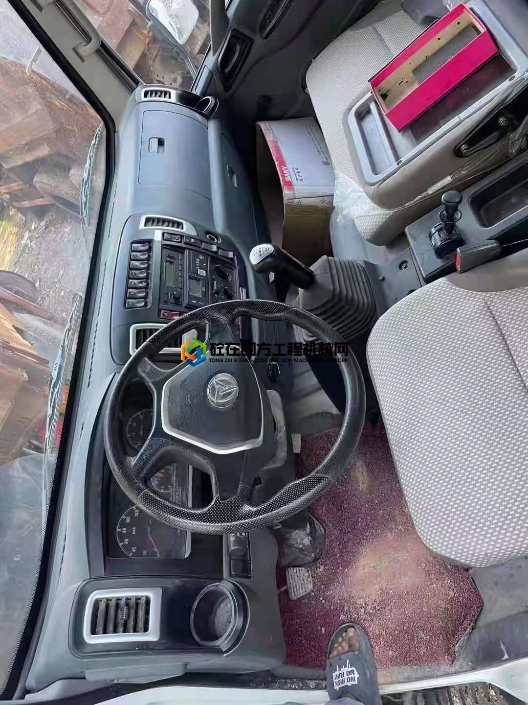 https://images.tongzsf.com/tong/truck_machine/20210517/160a1cb0e2a281.jpg