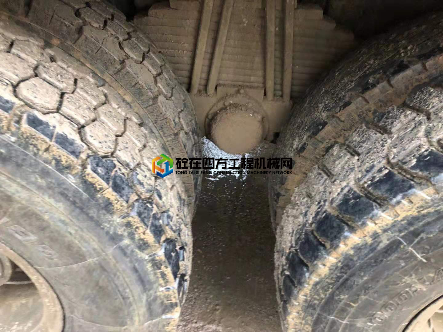 https://images.tongzsf.com/tong/truck_machine/20210517/160a1d9086db48.jpg