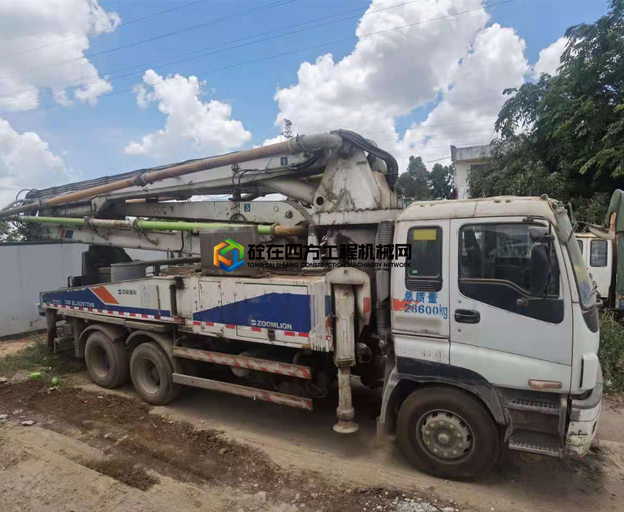 https://images.tongzsf.com/tong/truck_machine/20210517/160a23dc26120b.jpg