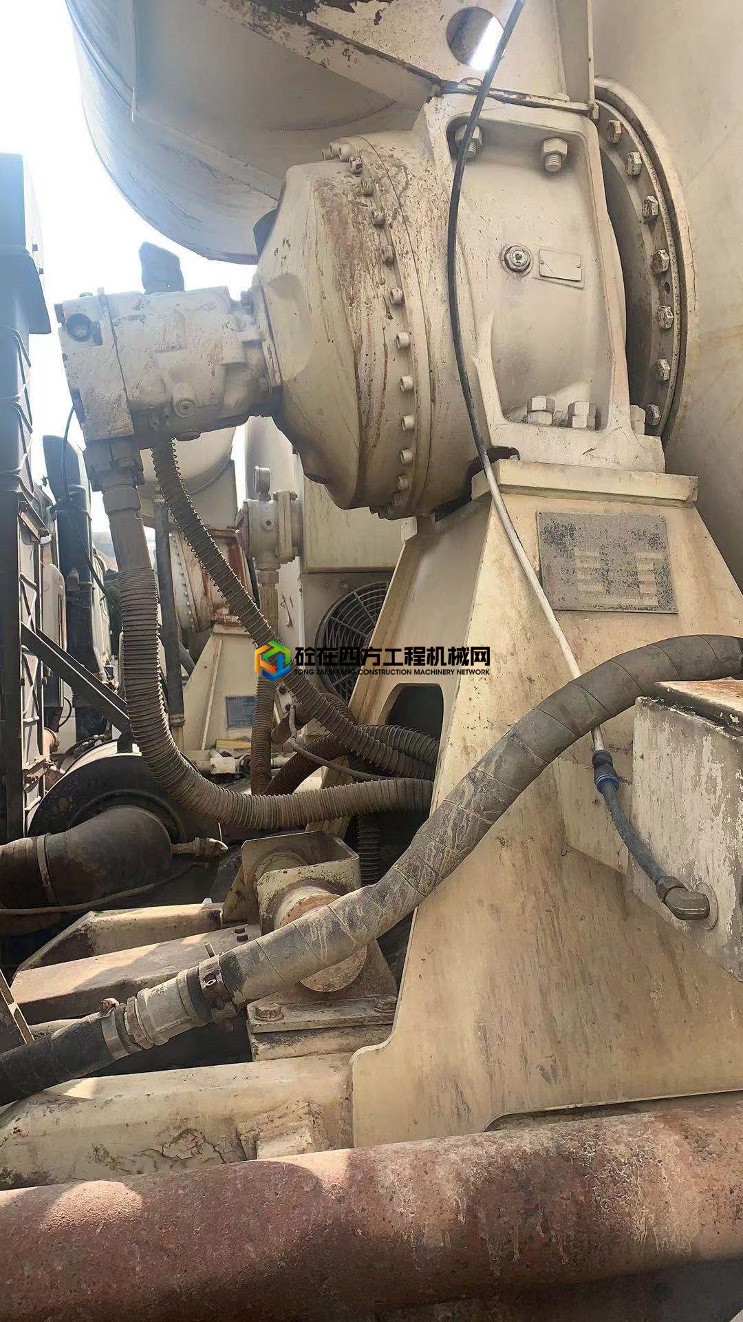 https://images.tongzsf.com/tong/truck_machine/20210518/160a35735caa7d.jpg