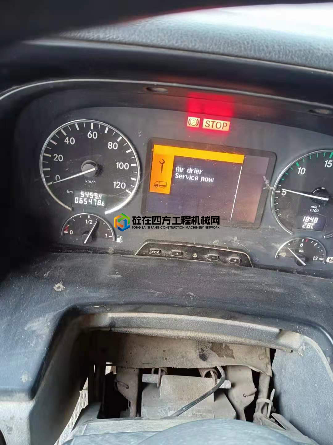 https://images.tongzsf.com/tong/truck_machine/20210518/160a385880b951.jpg