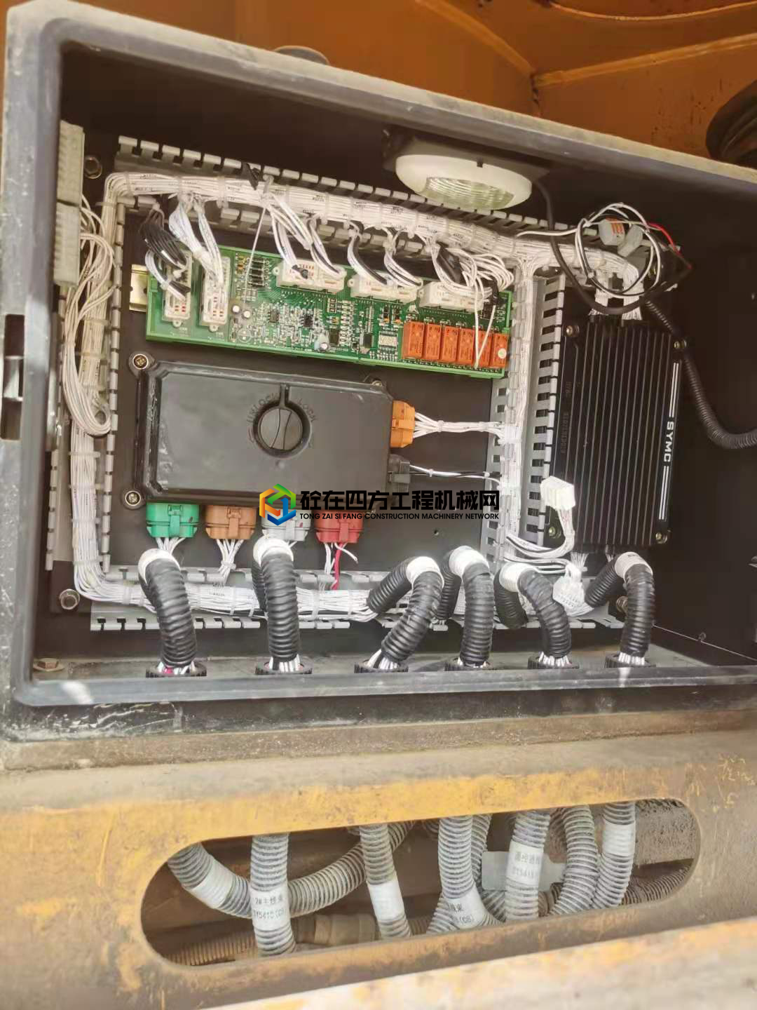https://images.tongzsf.com/tong/truck_machine/20210519/160a4799480bb7.jpg