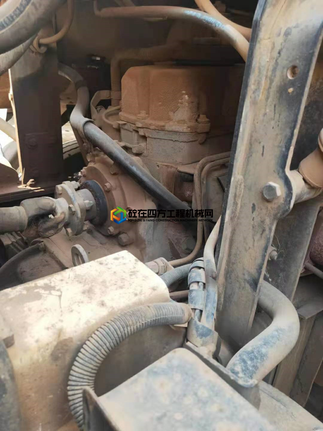 https://images.tongzsf.com/tong/truck_machine/20210519/160a4bc368c8a0.jpg