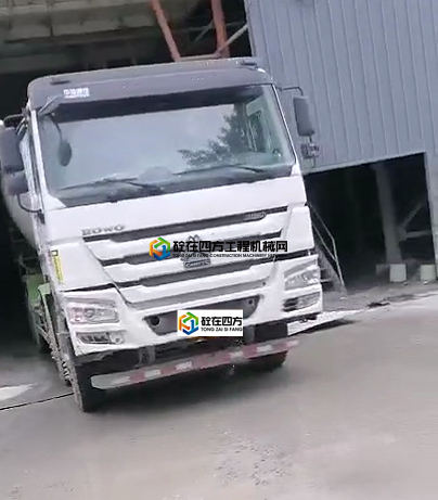 https://images.tongzsf.com/tong/truck_machine/20210519/160a4d313e4c00.png