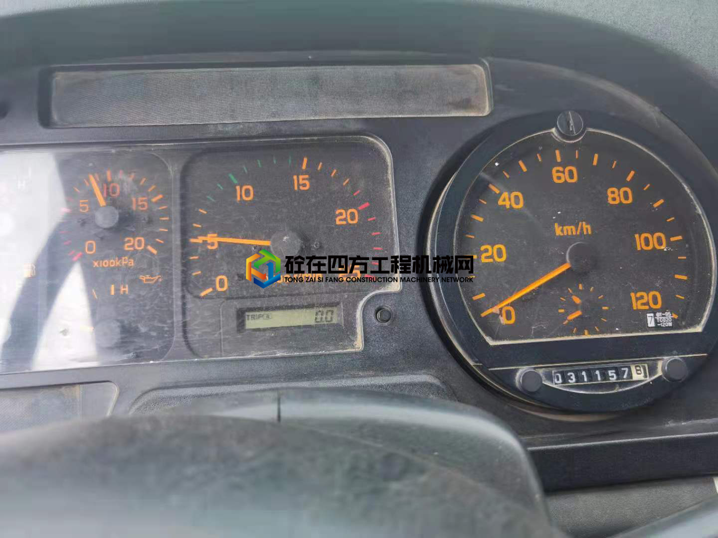 https://images.tongzsf.com/tong/truck_machine/20210520/160a5dd7a4e404.jpg