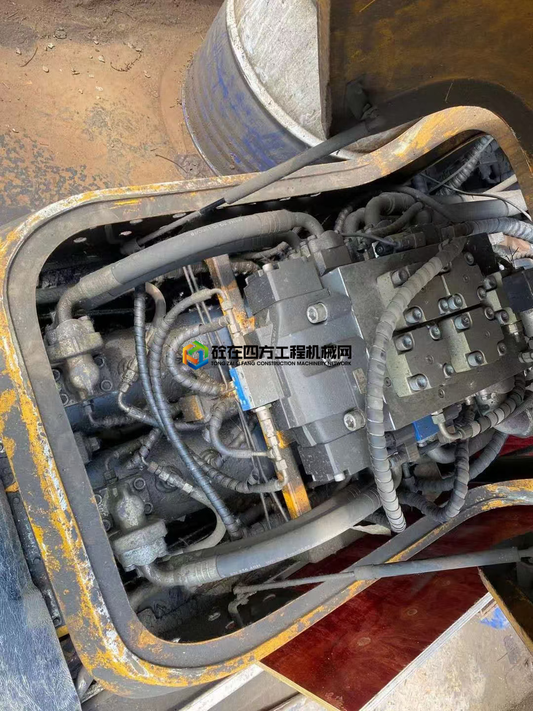 https://images.tongzsf.com/tong/truck_machine/20210520/160a602b80cfec.jpg