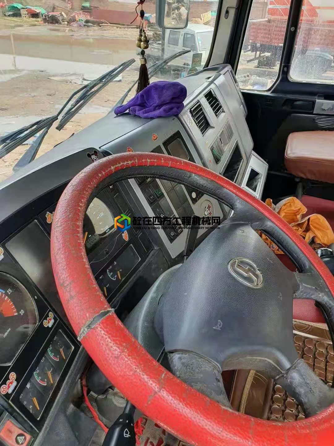 https://images.tongzsf.com/tong/truck_machine/20210521/160a71fb8c2f3c.jpg