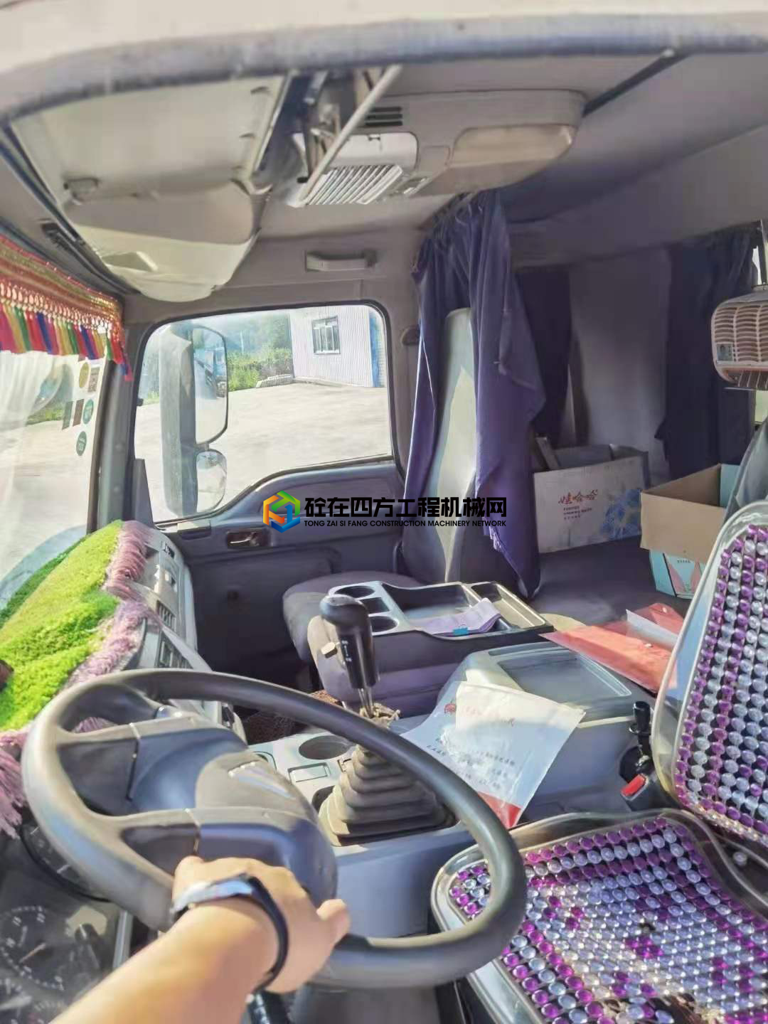 https://images.tongzsf.com/tong/truck_machine/20210521/160a72215553c3.jpg