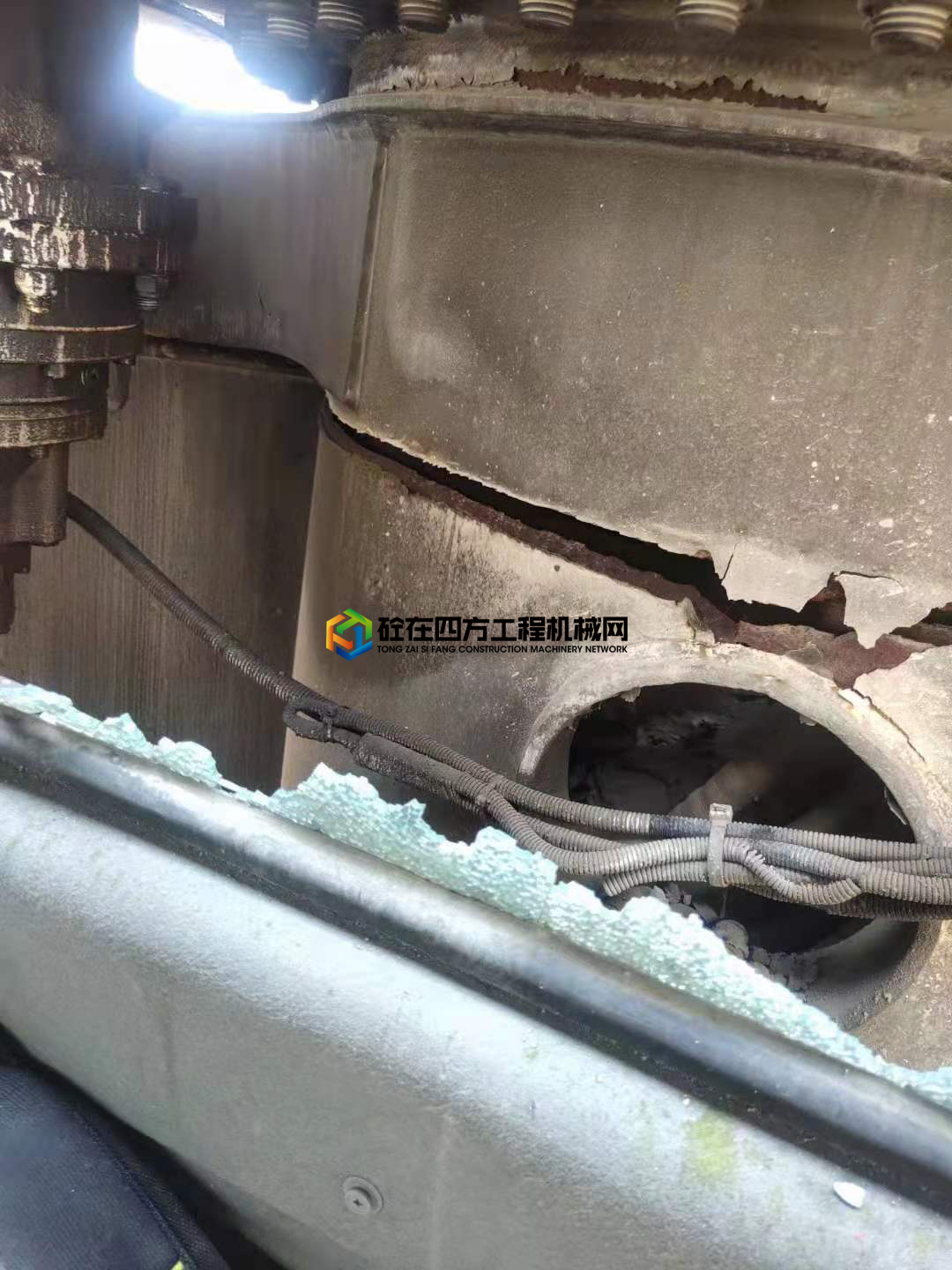 https://images.tongzsf.com/tong/truck_machine/20210521/160a72900044cc.jpg