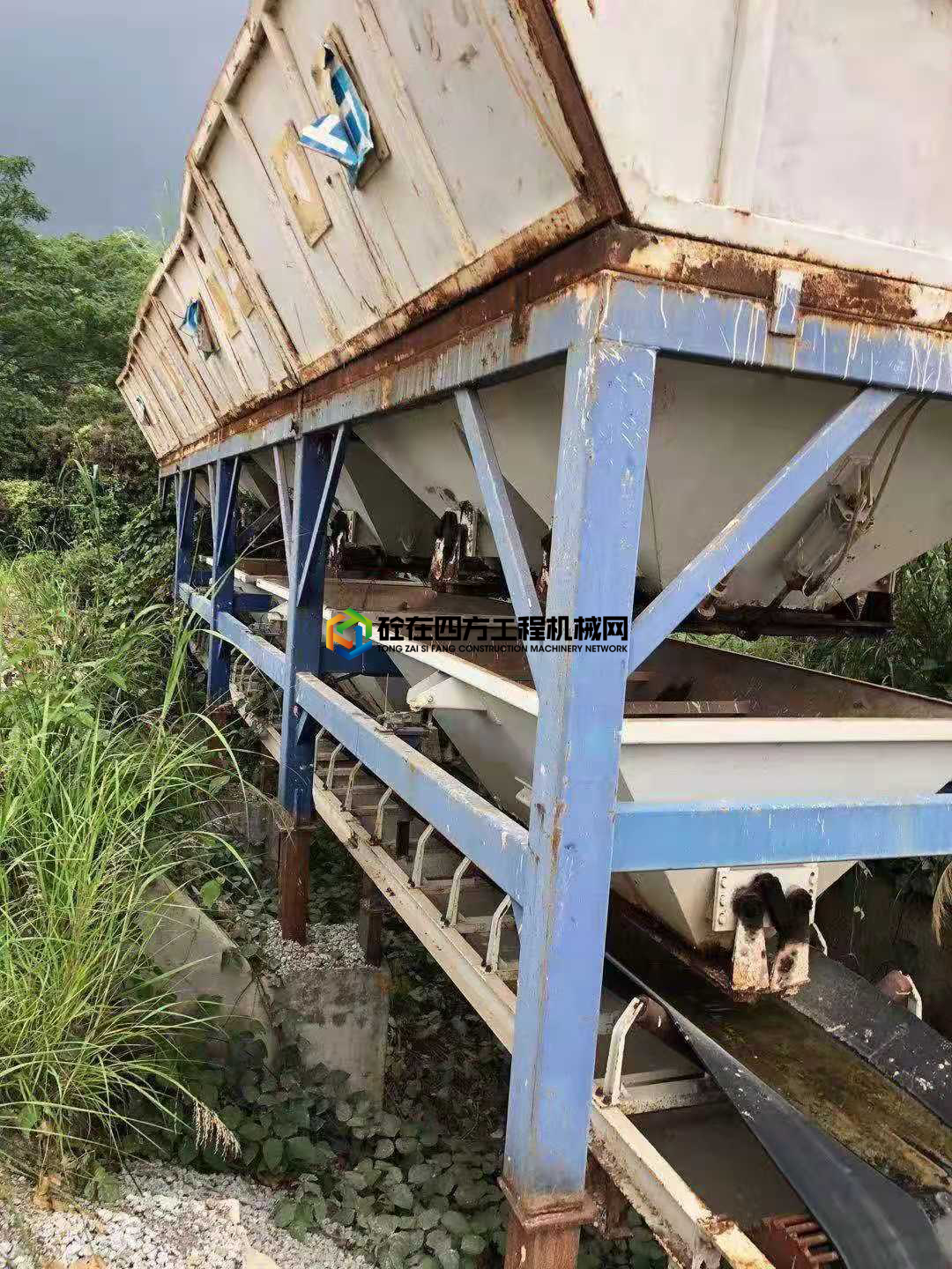 https://images.tongzsf.com/tong/truck_machine/20210521/160a729bbd246b.jpg