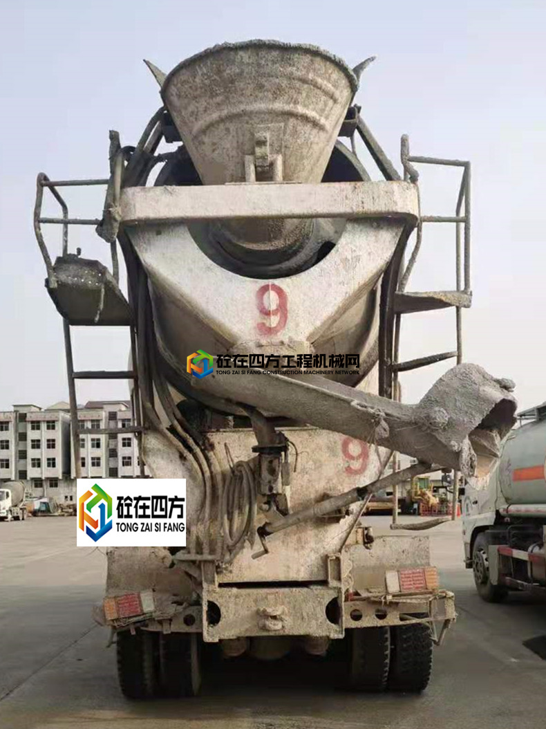 https://images.tongzsf.com/tong/truck_machine/20210521/160a7633876fa9.jpg