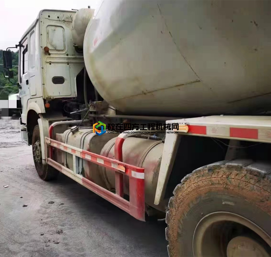 https://images.tongzsf.com/tong/truck_machine/20210521/160a77bba97d6c.jpg