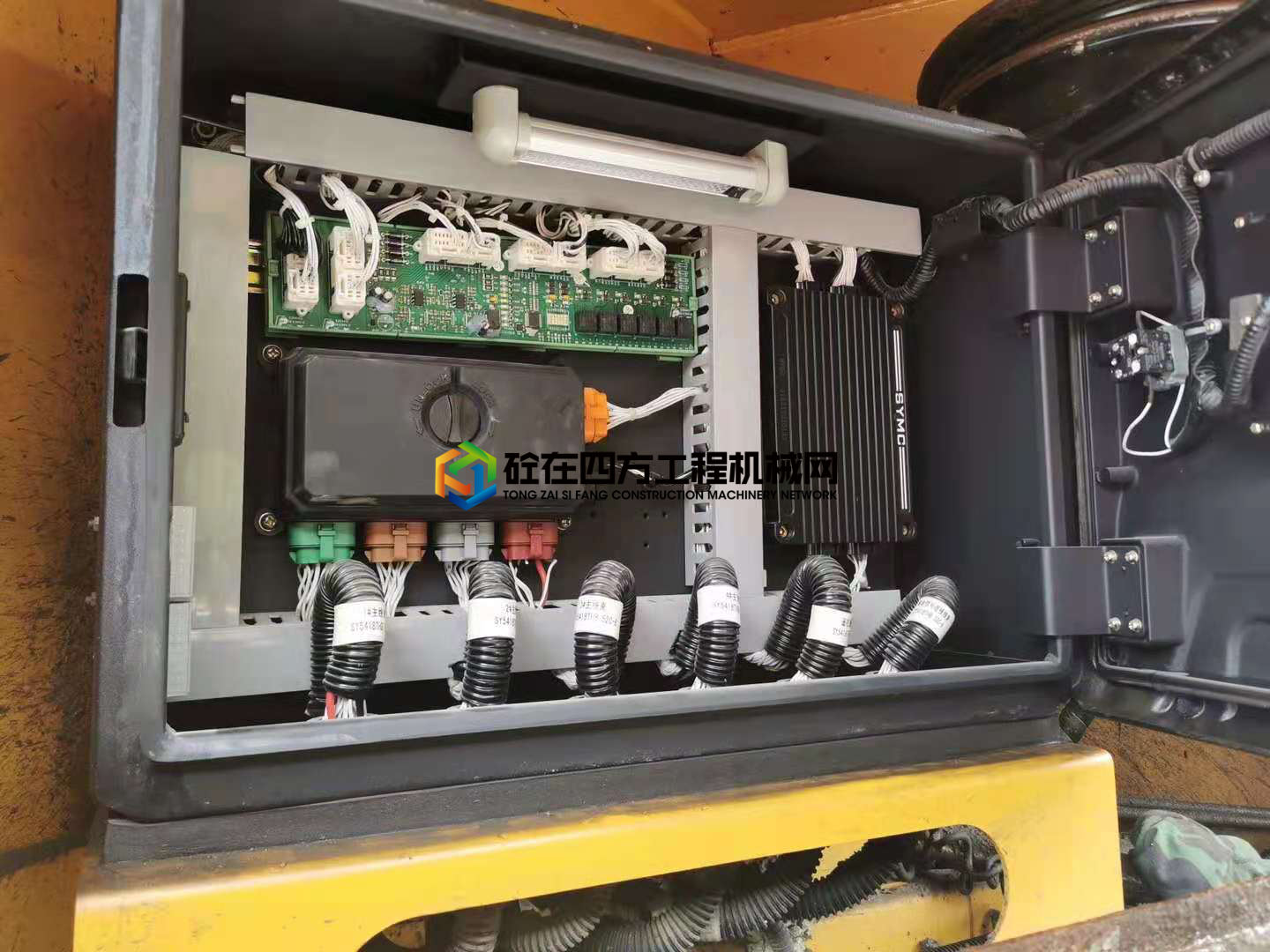 https://images.tongzsf.com/tong/truck_machine/20210522/160a8718f30d7e.jpg