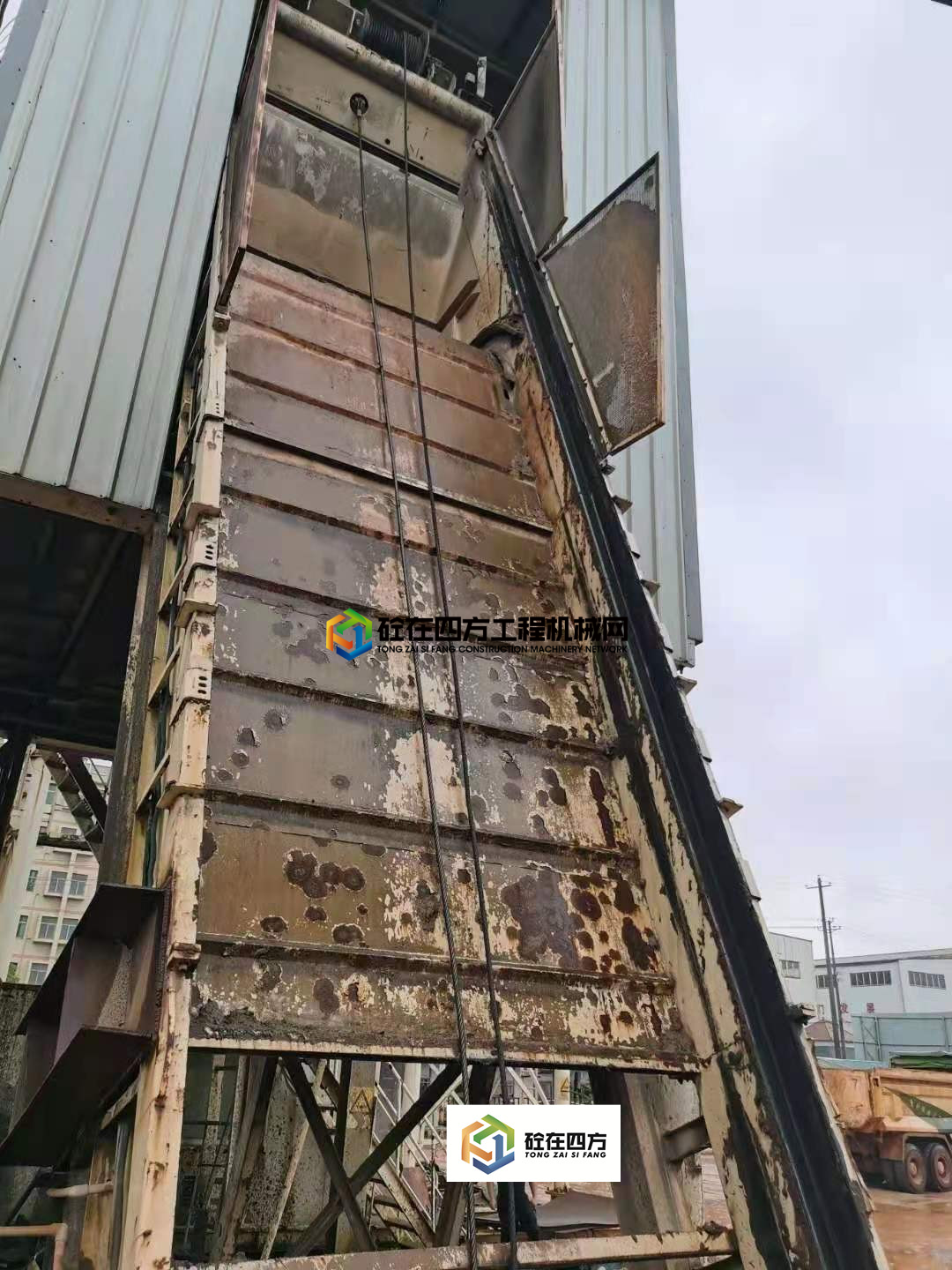 https://images.tongzsf.com/tong/truck_machine/20210522/160a8adcbb06db.jpg