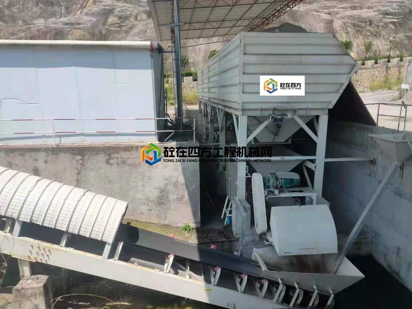 https://images.tongzsf.com/tong/truck_machine/20210522/160a8b215e6994.jpg