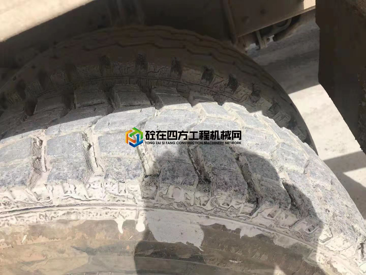 https://images.tongzsf.com/tong/truck_machine/20210524/160ab03f5624b1.jpg