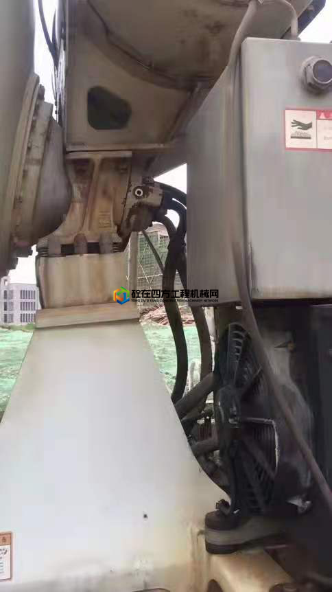 https://images.tongzsf.com/tong/truck_machine/20210524/160ab1b206f913.jpg