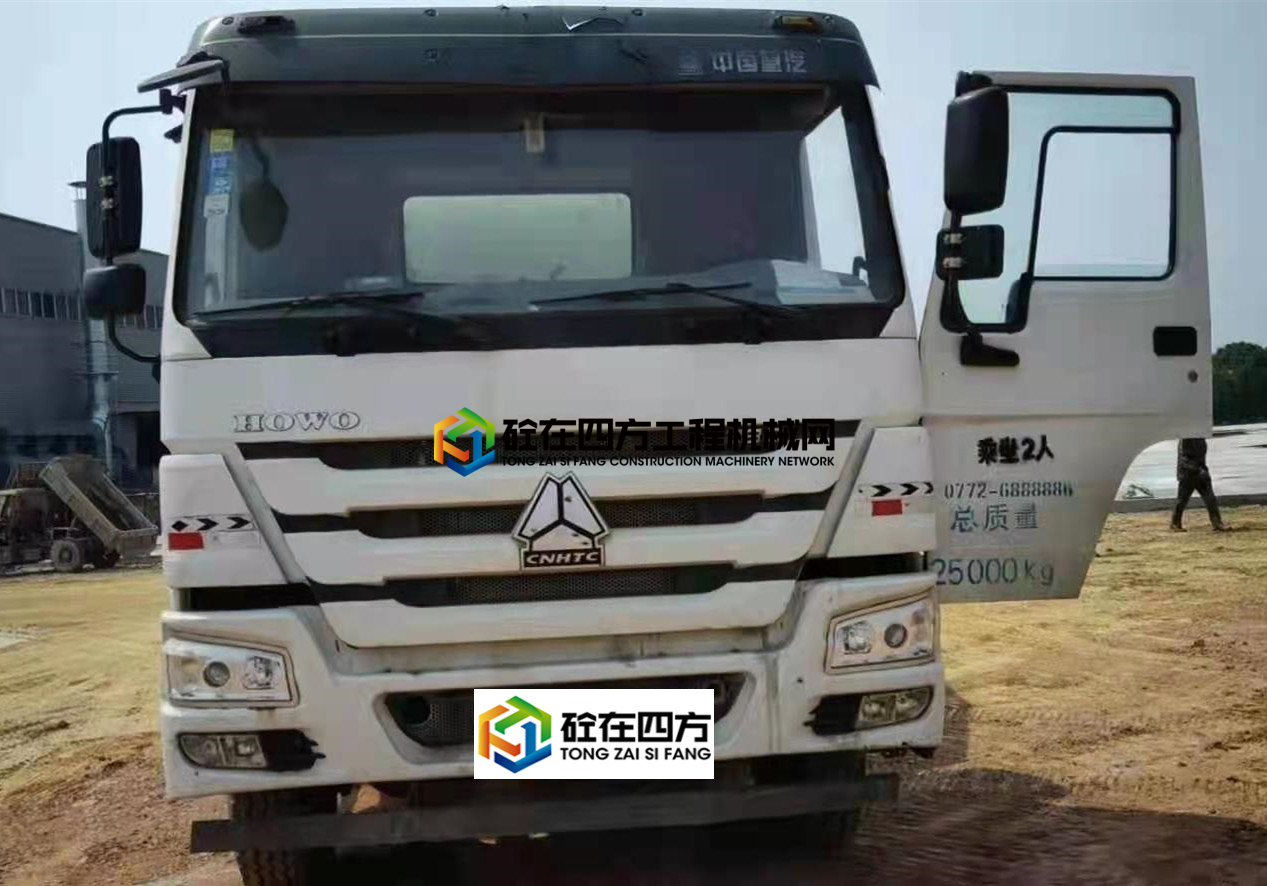 https://images.tongzsf.com/tong/truck_machine/20210524/160ab2234bf687.jpg