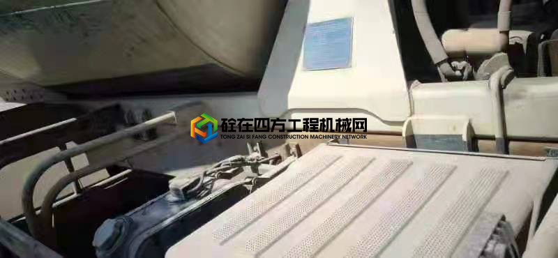 https://images.tongzsf.com/tong/truck_machine/20210524/160ab22494ceb1.jpg