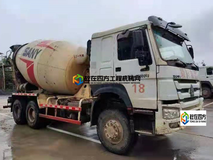 https://images.tongzsf.com/tong/truck_machine/20210526/160adc1fe5e3f1.jpg