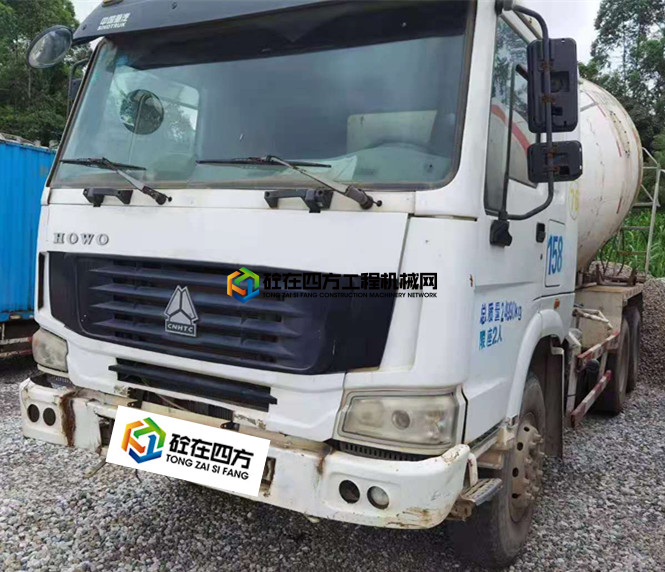 https://images.tongzsf.com/tong/truck_machine/20210526/160adea0377470.jpg