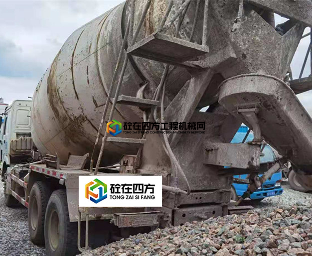 https://images.tongzsf.com/tong/truck_machine/20210526/160adea050ff83.jpg