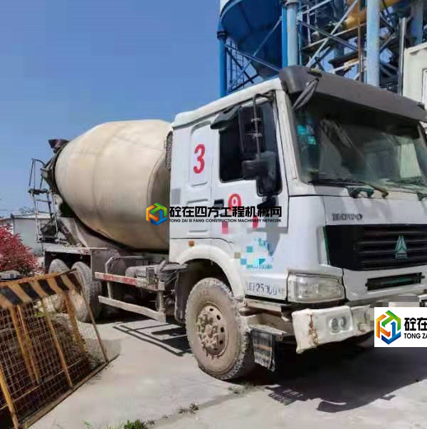 https://images.tongzsf.com/tong/truck_machine/20210526/160adf8ed8a64e.jpg