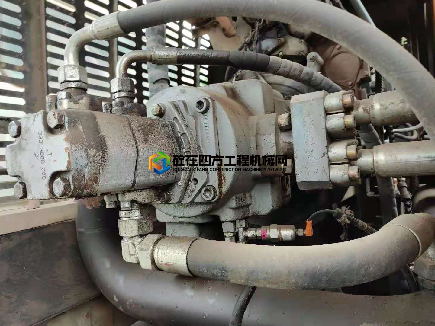 https://images.tongzsf.com/tong/truck_machine/20210527/160af487cd0860.jpg