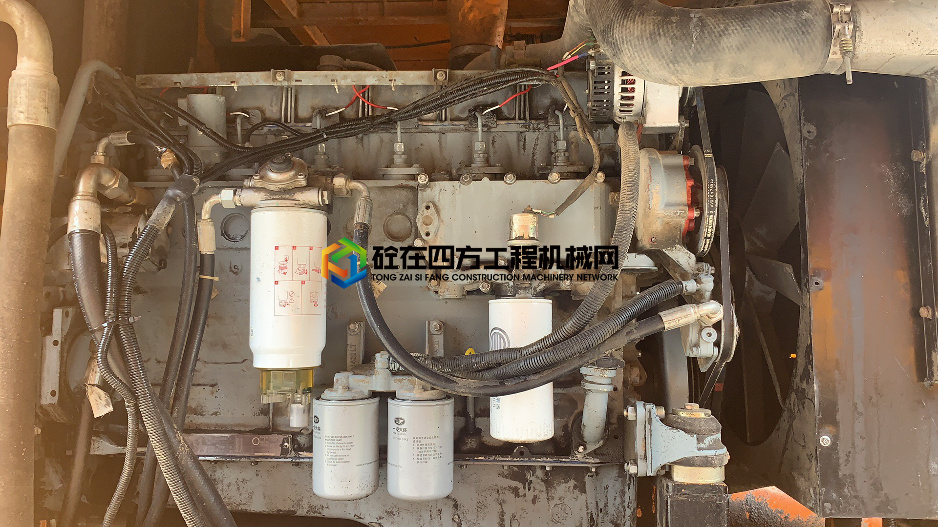 https://images.tongzsf.com/tong/truck_machine/20210527/160af48dbe394b.jpg