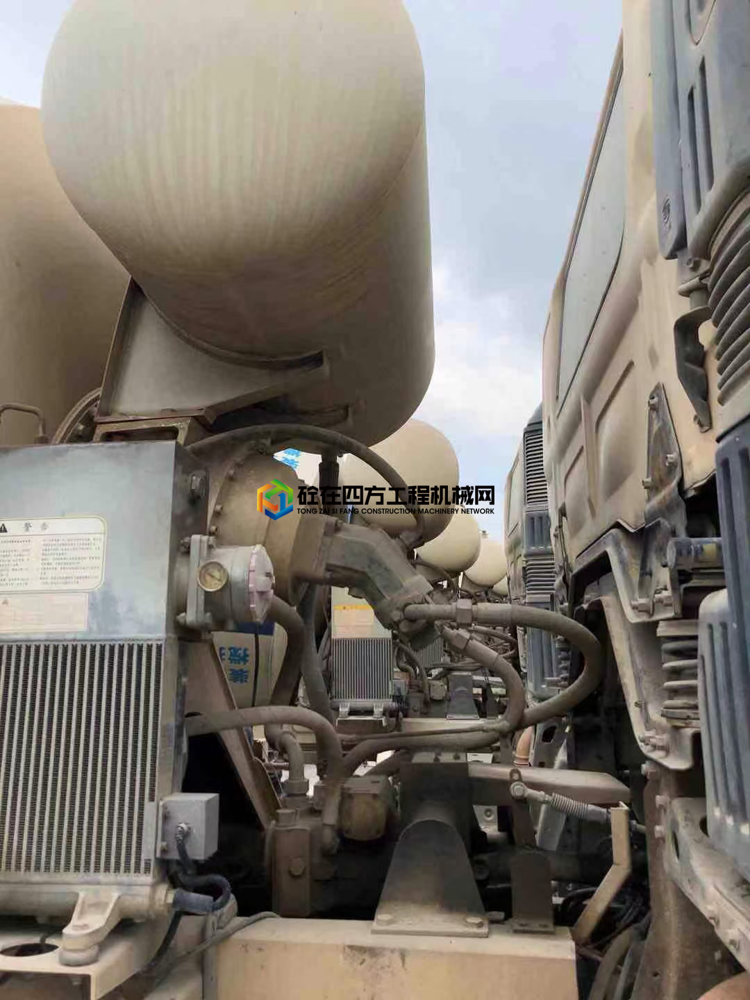 https://images.tongzsf.com/tong/truck_machine/20210527/160af54ec0b53a.jpg