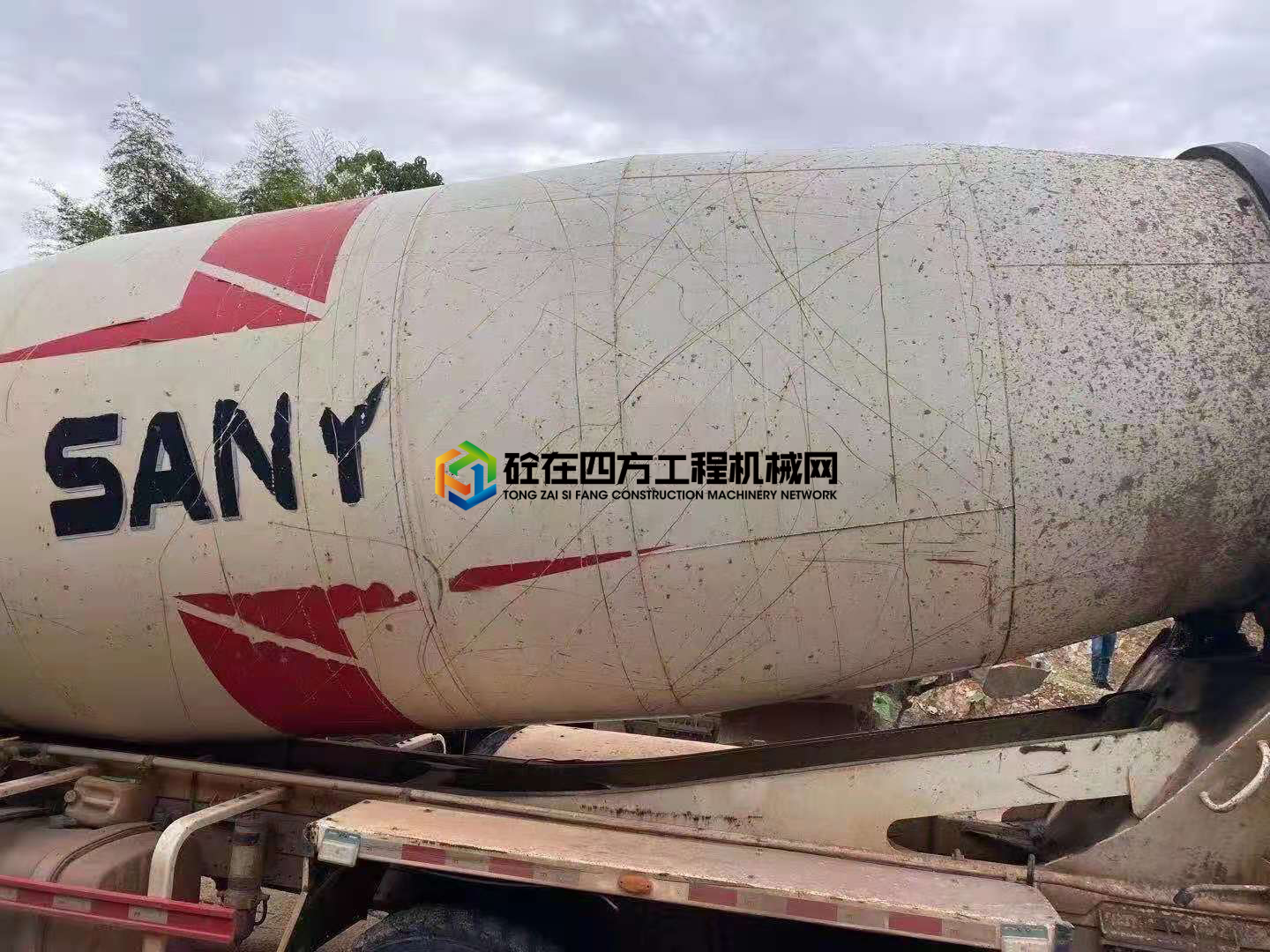https://images.tongzsf.com/tong/truck_machine/20210528/160b05edb7ce08.jpg