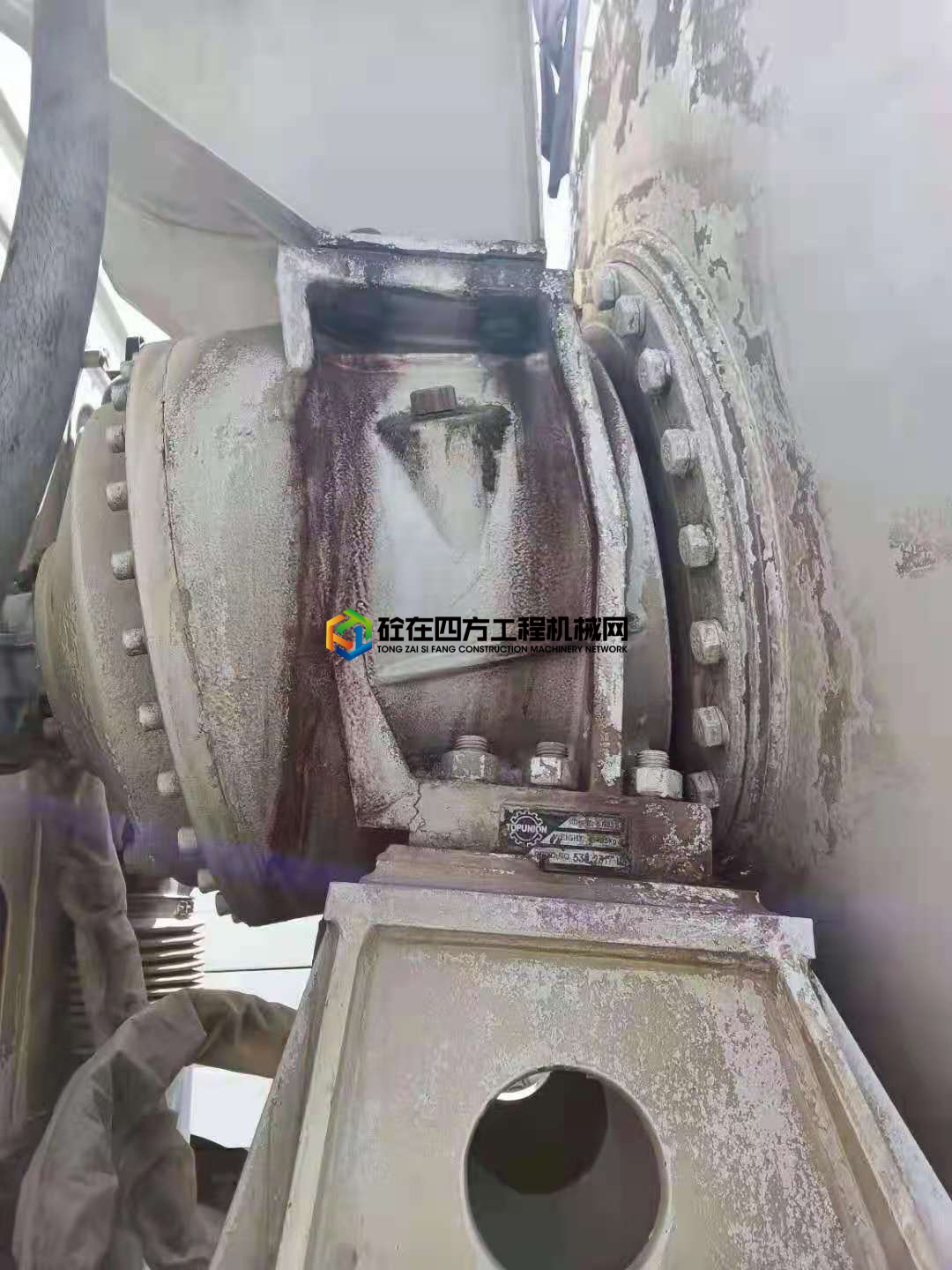 https://images.tongzsf.com/tong/truck_machine/20210531/160b48d56ca30e.jpg