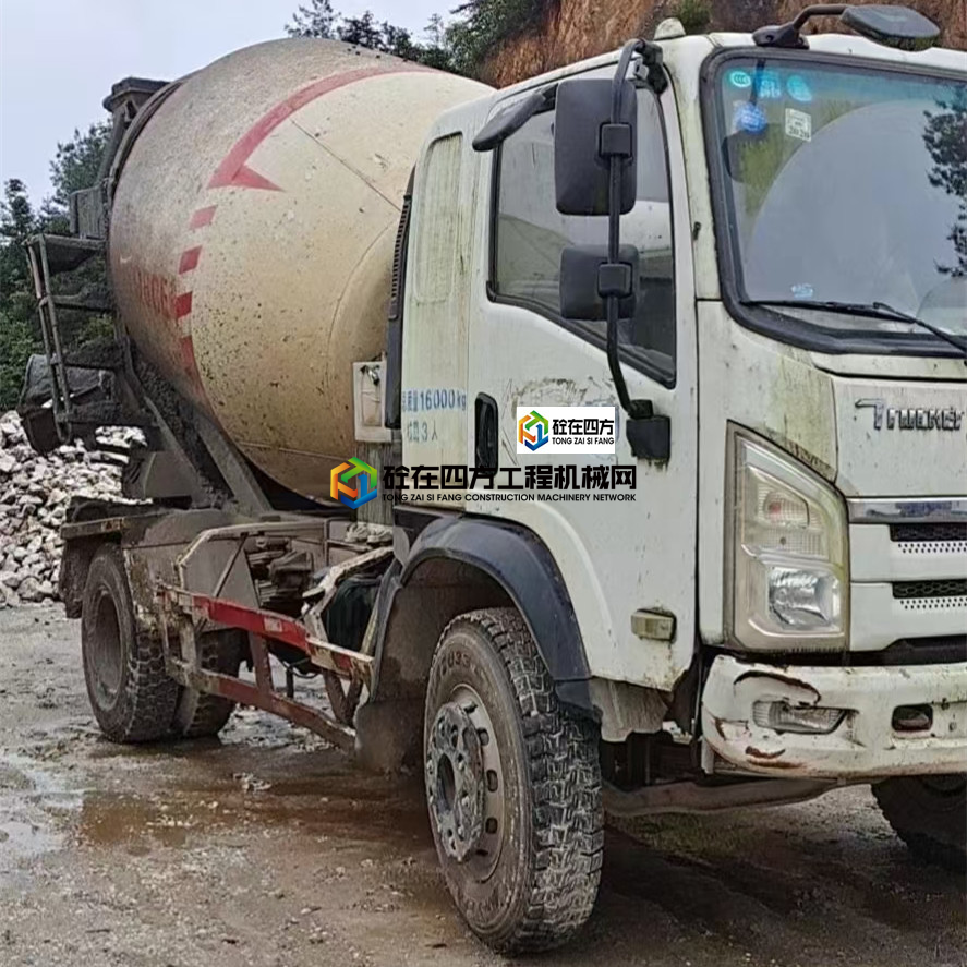 https://images.tongzsf.com/tong/truck_machine/20210531/160b49b0fc4597.jpg