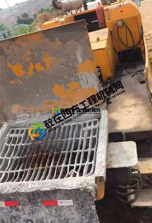 https://images.tongzsf.com/tong/truck_machine/20210531/160b4aadbe36a5.jpg